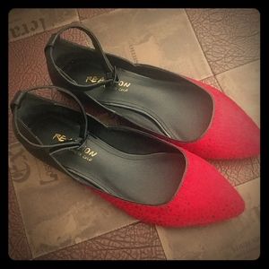 Kenneth Cole Reaction Flats